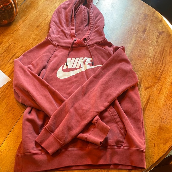 Nike sweatshirt - Picture 1 of 2
